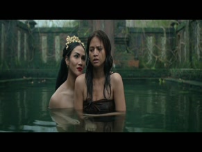 AULIA SARAH NUDE/SEXY SCENE IN DANCING VILLAGE: THE CURSE BEGINS