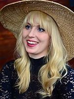 Profile picture of Amanda Jenssen