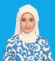 Profile picture of Desy Ratnasari