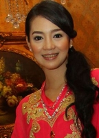 Profile picture of Nuri Maulida