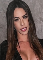 Profile picture of Larissa Tomásia