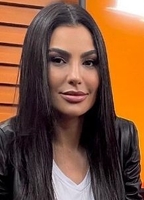 Profile picture of Cintia Chagas