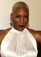 Profile picture of Liv Warfield