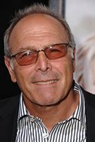 Profile picture of Howard Deutch