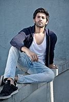 Profile picture of Kartik Aaryan