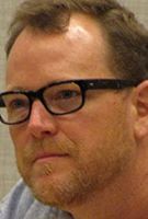 Profile picture of Robert Duncan McNeill