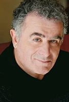 Profile picture of Saul Rubinek