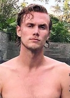 Profile picture of Barron Hilton