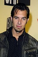 Profile picture of Nick Hexum