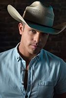 Profile picture of Dustin Lynch