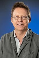 Profile picture of Simon Mayo