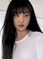 Profile picture of Yuju