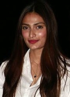 Profile picture of Athiya Shetty