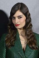 Profile picture of Clara Luciani