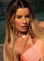 Profile picture of Arícia Silva