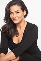 Profile picture of Constance Marie (I)