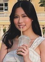 Profile picture of Krysella Wong