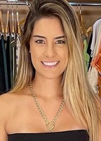 Profile picture of Thayra Machado