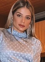 Profile picture of Thássia Naves