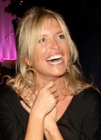 Profile picture of Tina Hobley