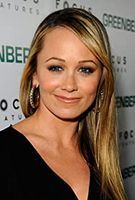 Profile picture of Christine Taylor (I)