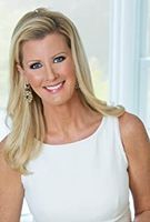 Profile picture of Sandra Lee (I)