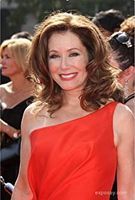 Profile picture of Mary McDonnell (I)