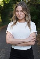 Profile picture of Lauren Collins (I)