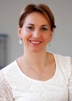 Profile picture of Olena Pidhrushna