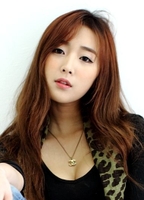 Profile picture of Mina Kwon