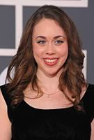 Profile picture of Sarah Jarosz