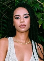 Profile picture of Nira Oshaia