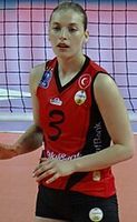 Profile picture of Cansu Özbay
