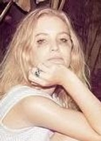 Profile picture of Sarah Rich