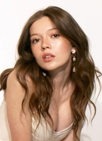 Profile picture of Emma Duchesneau