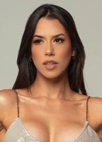 Profile picture of Larissa Tomásia