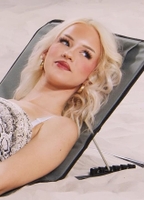 Profile picture of Lina