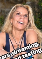 Profile picture of Linzi Martinez