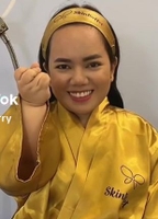 Profile picture of Jo Berry