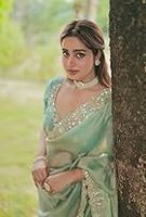 Profile picture of Ayesha Khan