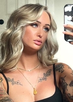 Profile picture of Essie Bone