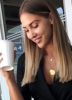 Profile picture of Ann-Kathrin Brömmel