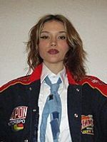 Profile picture of Lolo Zouaï