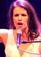 Profile picture of Valéria Carvalho