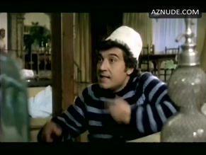 AZUCENA HERNANDEZ in QUE GOZADA DE DIVORCIO!(1981)