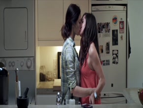 NAJARRA TOWNSEND NUDE/SEXY SCENE IN CONTRACTED