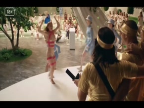 UNKNOWN in DVA HOLMA (2012)