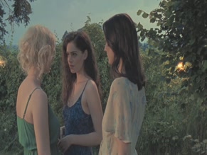 REBEKA POLAKOVA in NOBODY LIKES ME