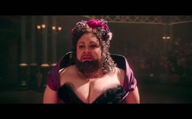 KEALA SETTLE NUDE/SEXY SCENE IN THE GREATEST SHOWMAN