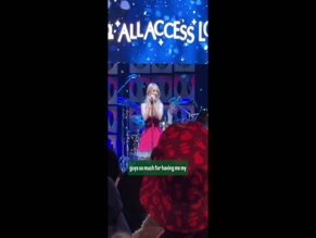 MCKENNA GRACE NUDE/SEXY SCENE IN MCKENNA GRACE SEXY PERFORMANCE AT THE JINGLE BALL ALL ACCESS LOUNGE